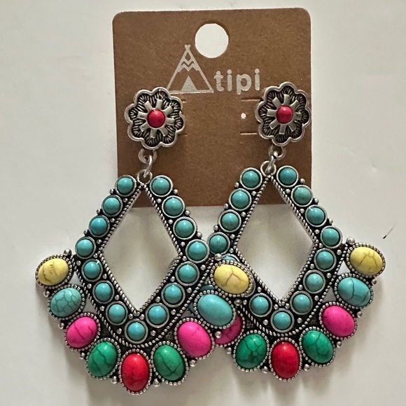 Boho Colorful Western Drop Earrings – Multicolor Statement Jewelry - Picture 2 of 3